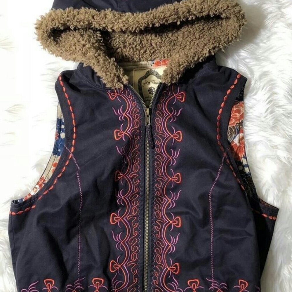 Free people anju embroidered hooded best Sz.sm